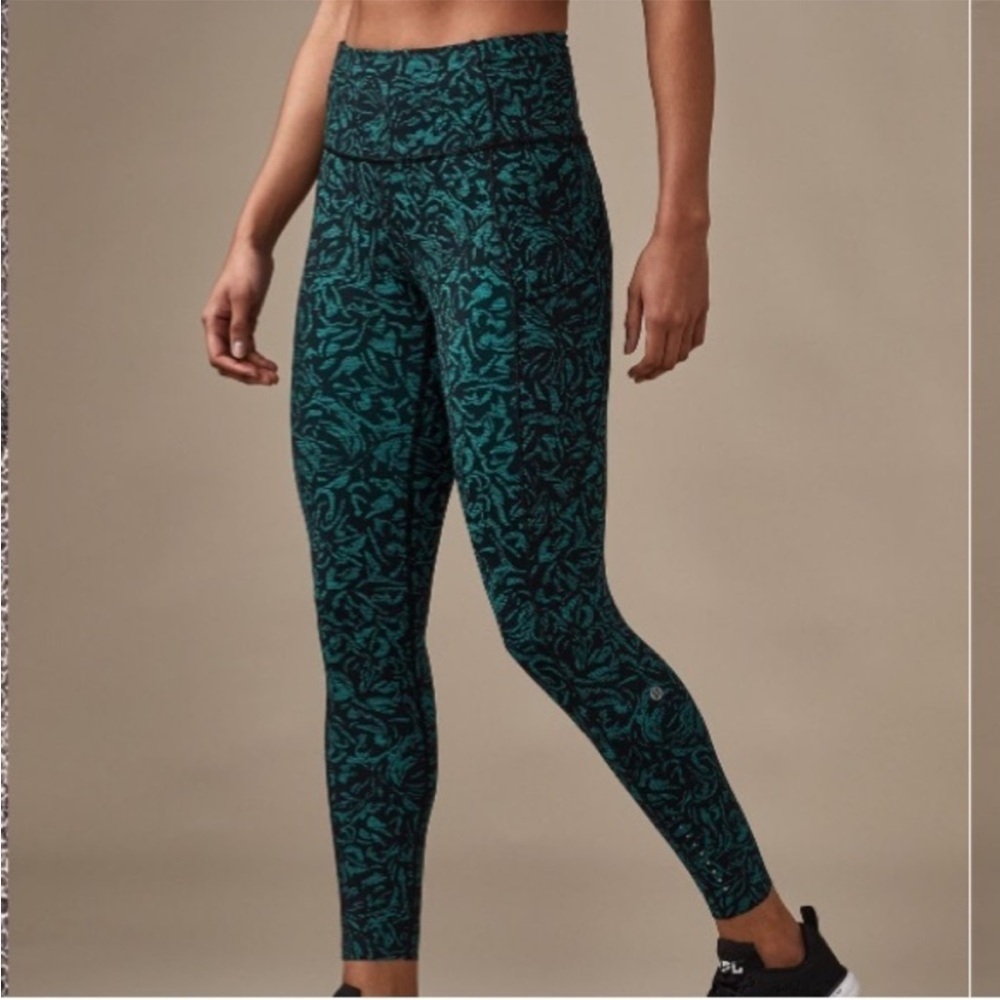 Lululemon (8) Fast Free 7/8 Tight II Nulux 25” Thrive Viridian Green Black Pant